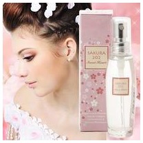 【商品名】サクラ202 SWEET HEART【内容量】28ml 【ご使用方法】原液のまま適量を衣類等に噴霧してご使用ください。【配合成分】超高濃度フェロモン（混合）、グリセリン、エタノール、水、香料